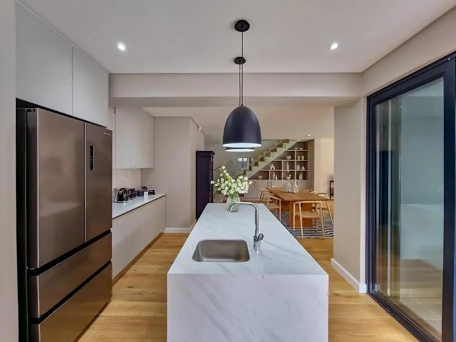 Luxurious Family Home In Newlands With Pool Le Cap Villa